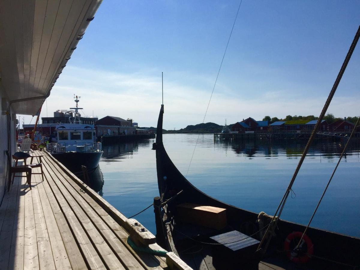 Fishermans Dock Lofoten Ballstad Exterior photo