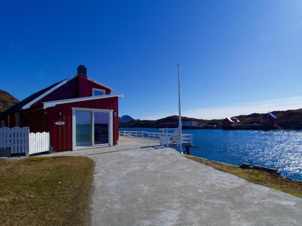 Fishermans Dock Lofoten Ballstad Exterior photo